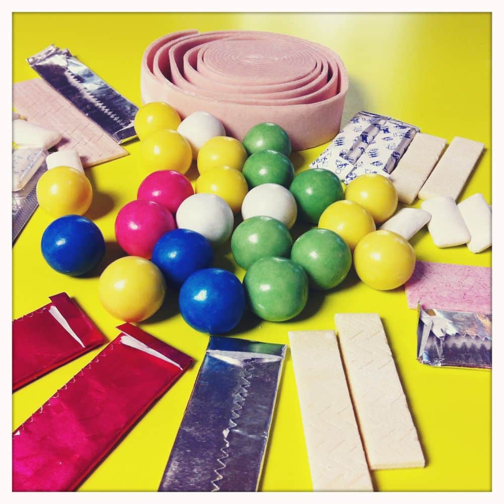 Verschiedene bunte Kaugummis.